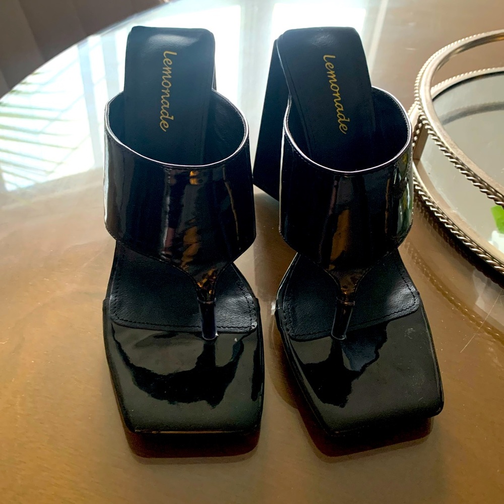 Y2K black chunky Heels